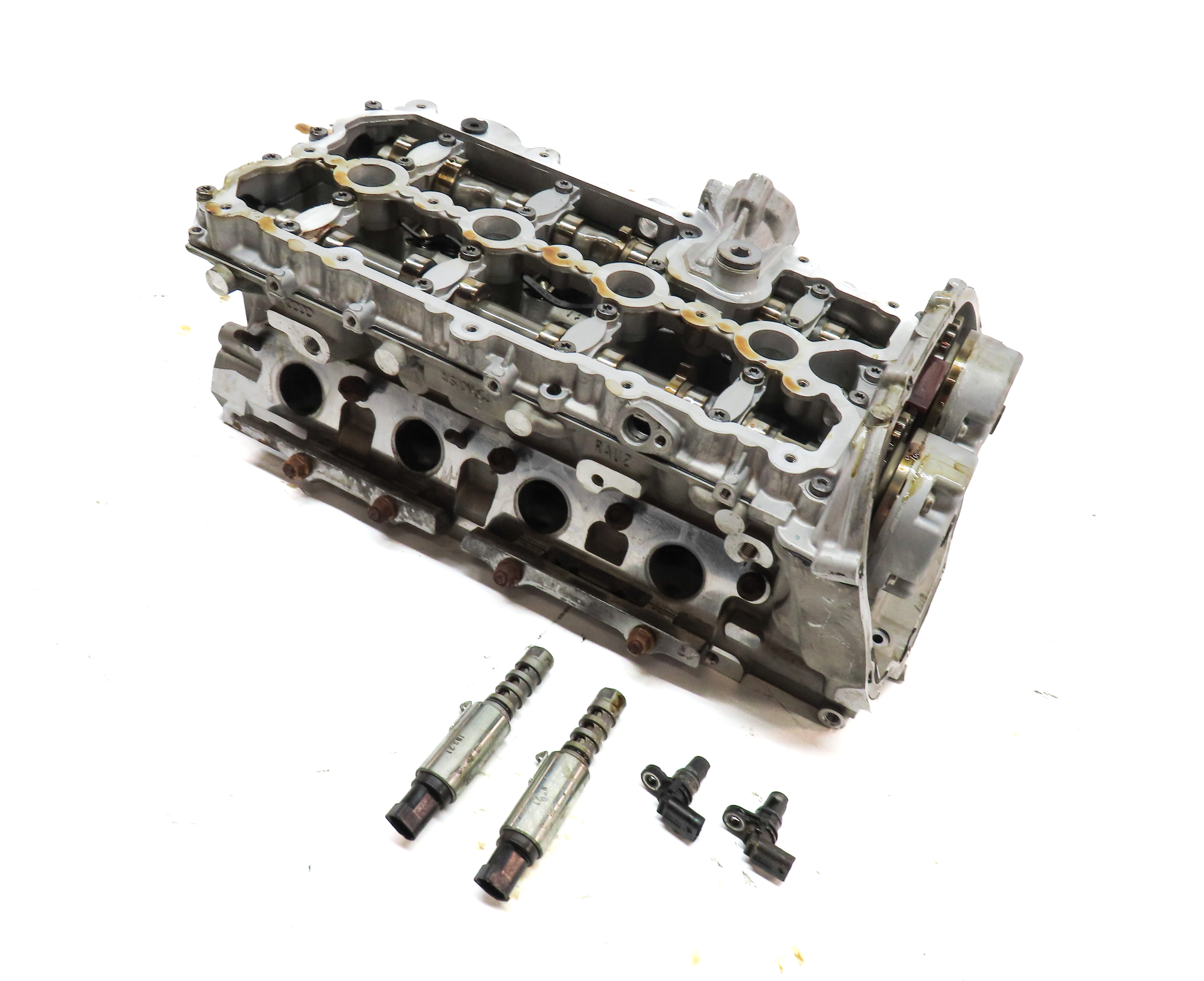 2009-2012 AUDI S5 (B8 8T) 4.2L TFSI V8 ENGINE LEFT DRIVER CYLINDER HEAD — exact item pictured